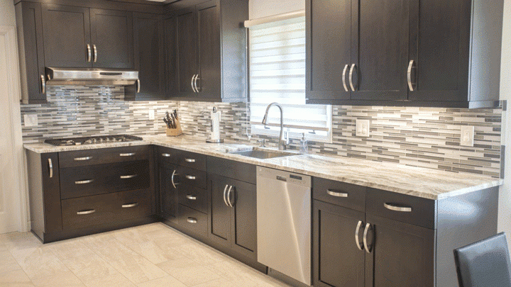 Countertops With Dark Cabinets, What Color Quartz Countertops With Dark Cabinets