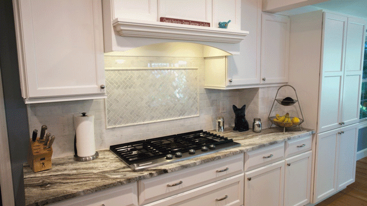 What Are The Best Backsplash Materials For Your Kitchen This