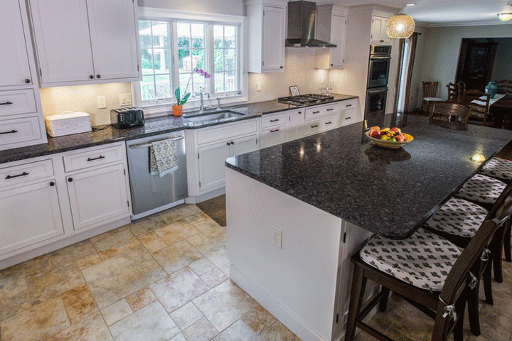 White Cabinets Paired With Dark, White Cabinets With Granite Countertops