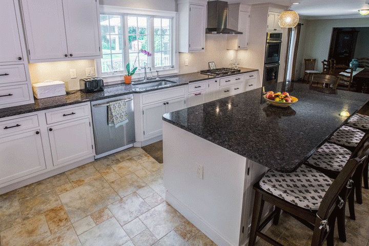 black quartz countertops white cabinets