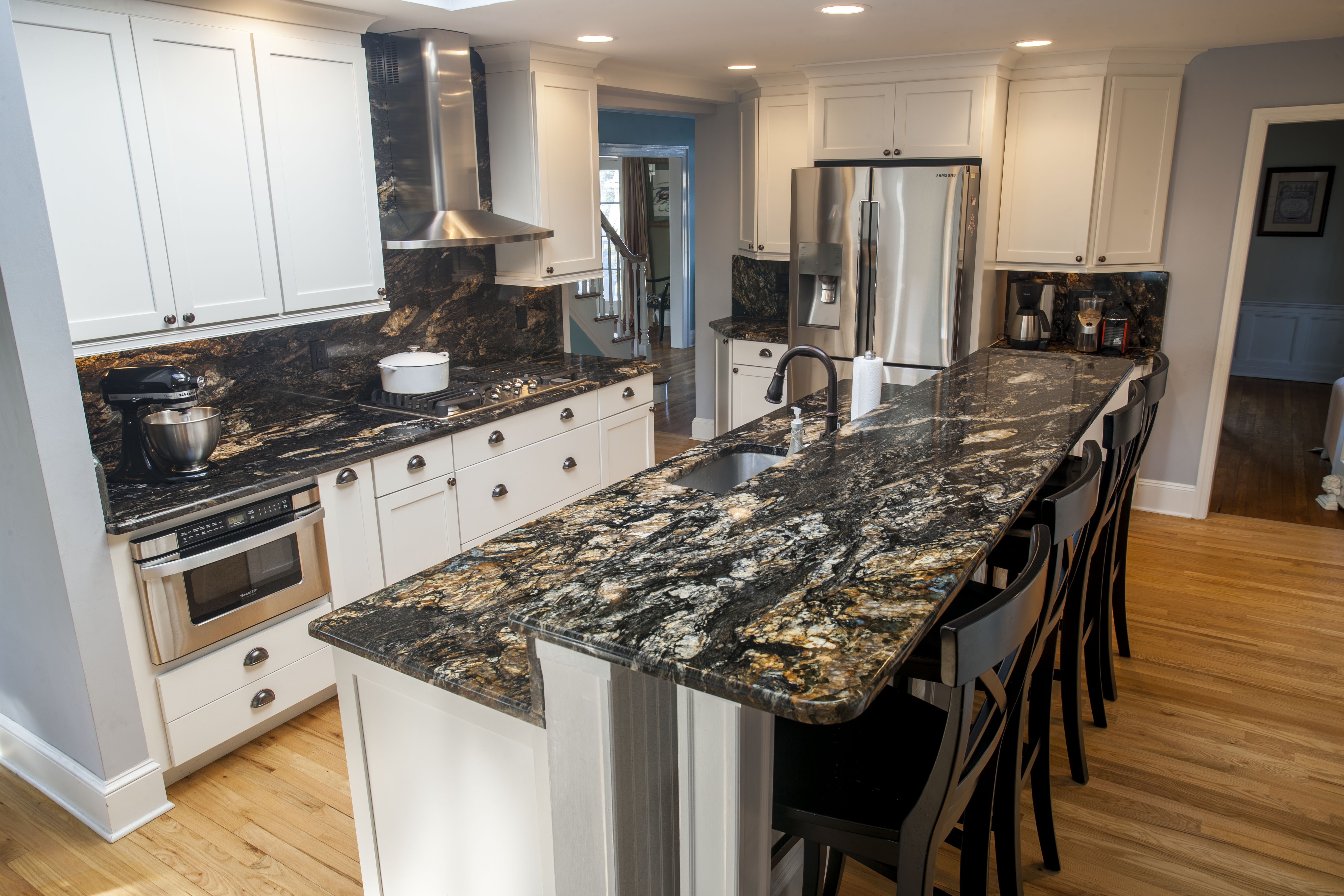 A Few Dark Color Granite Colors Your Should Think About