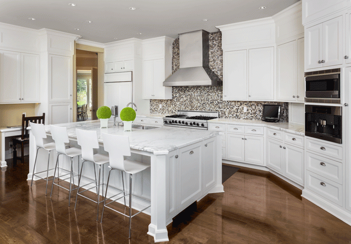 White kitchen deals with white countertop