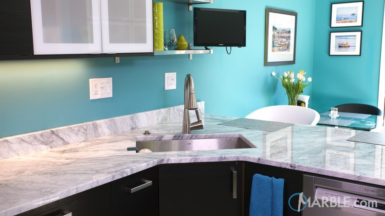 Classic White Quartzite Countertop In A Modern Kitchen