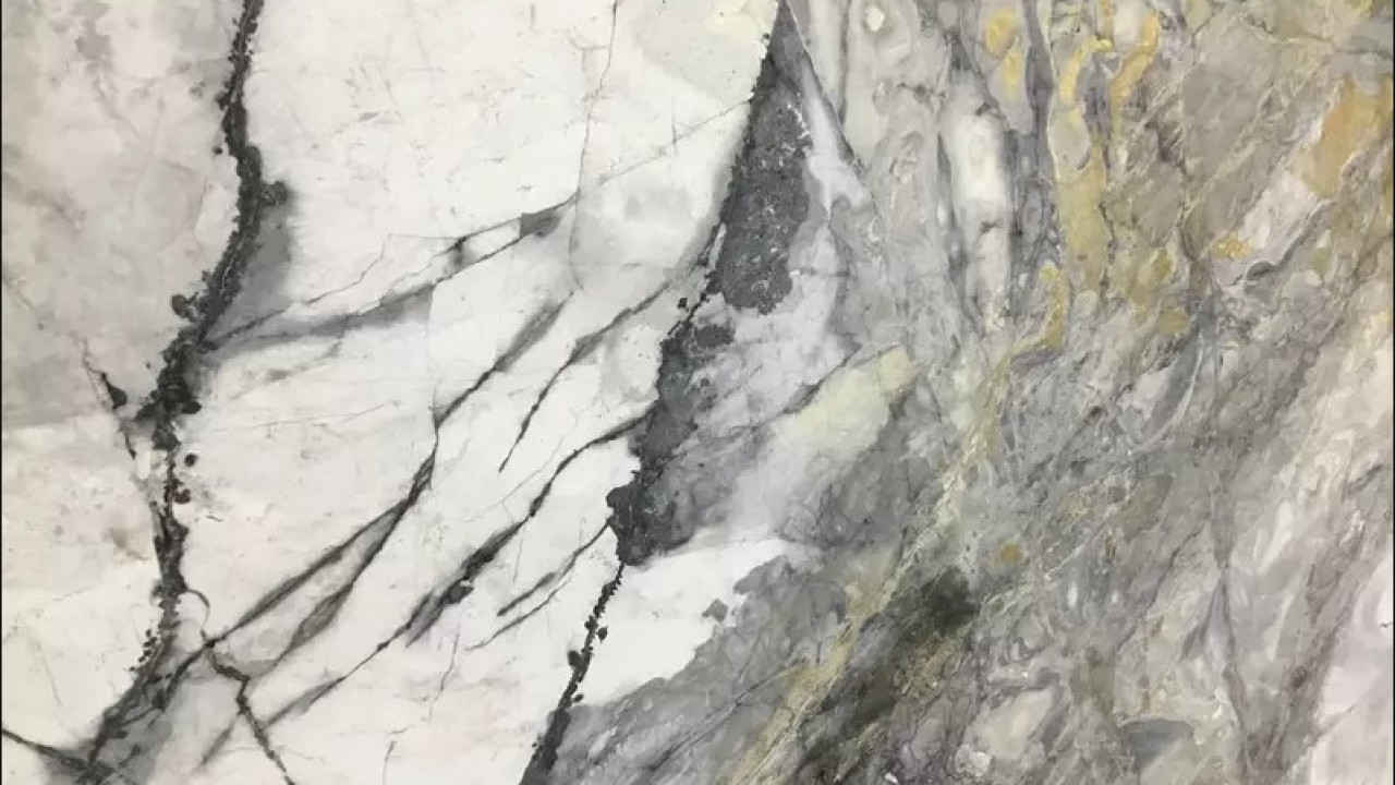 Iceberg Multicolor Rq Marble Marble