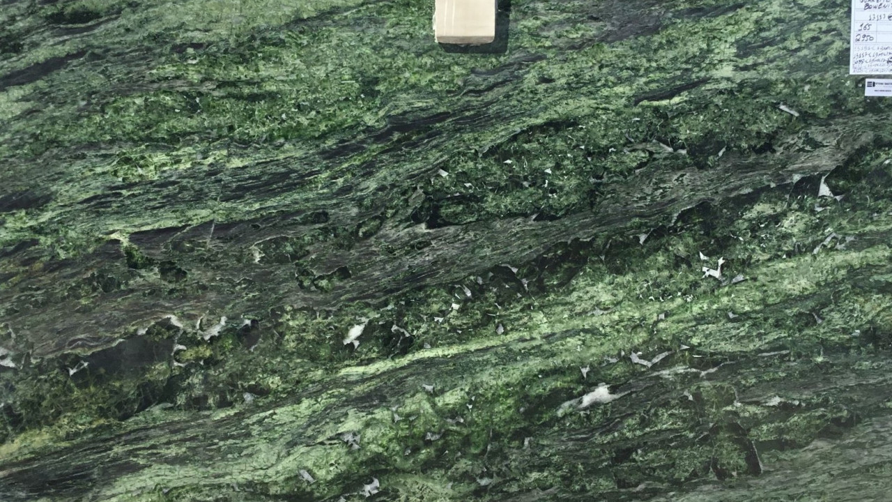 Cosmopolitan Green Quartzite Stone Basyx Quartzite