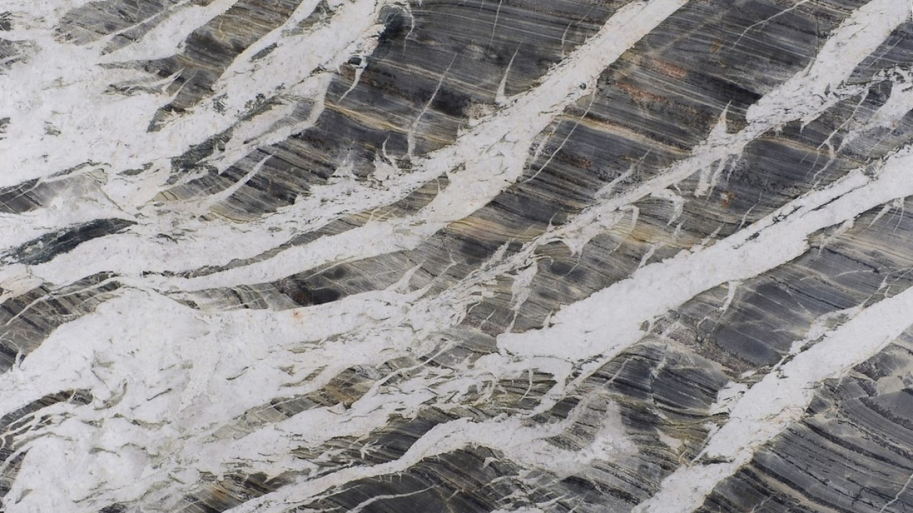 Paramount Stone Basyx Quartzite Quartzite